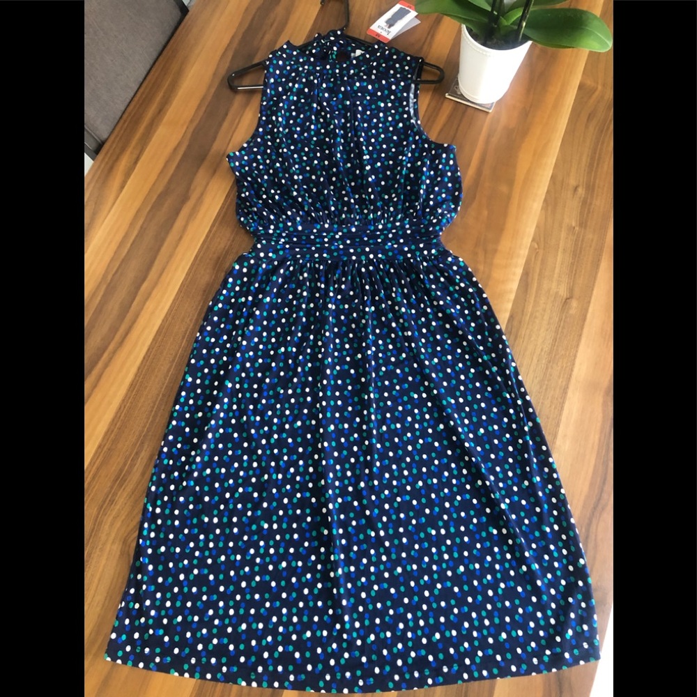 Leota brand polyester and spandex dress in size M